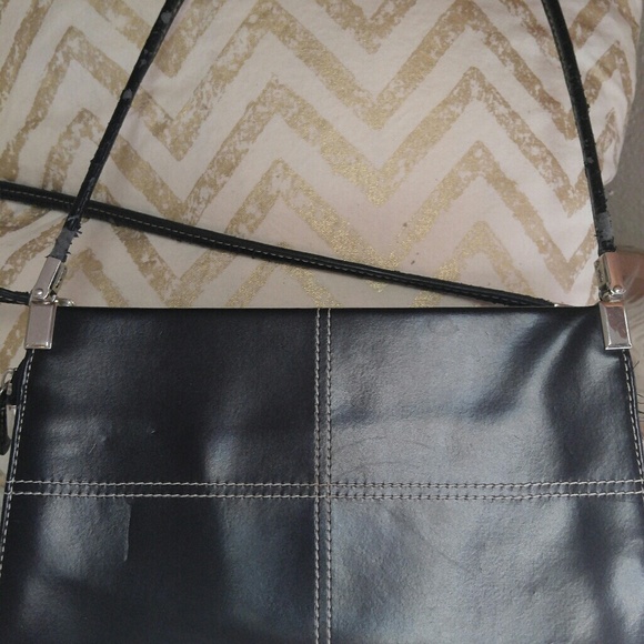 Kate spade beautiful black clutch purse - Picture 3 of 6